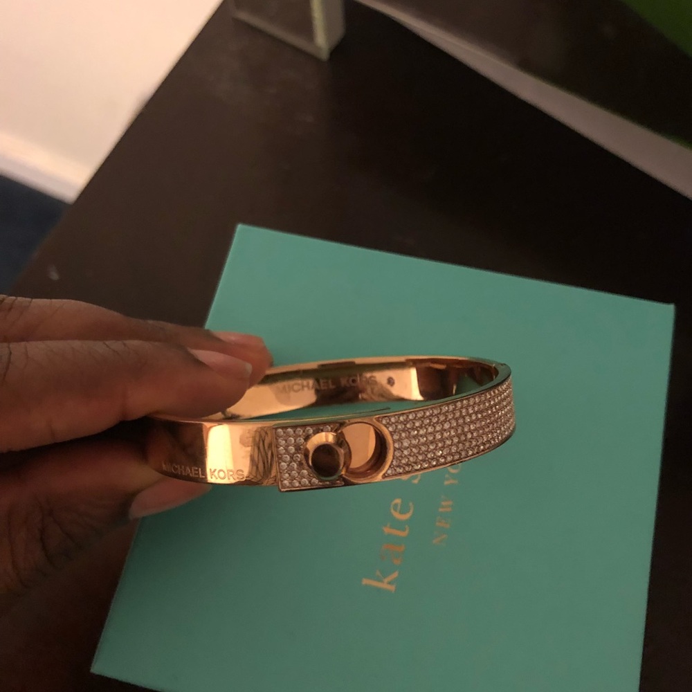 Micheal kors rose gold bracelet